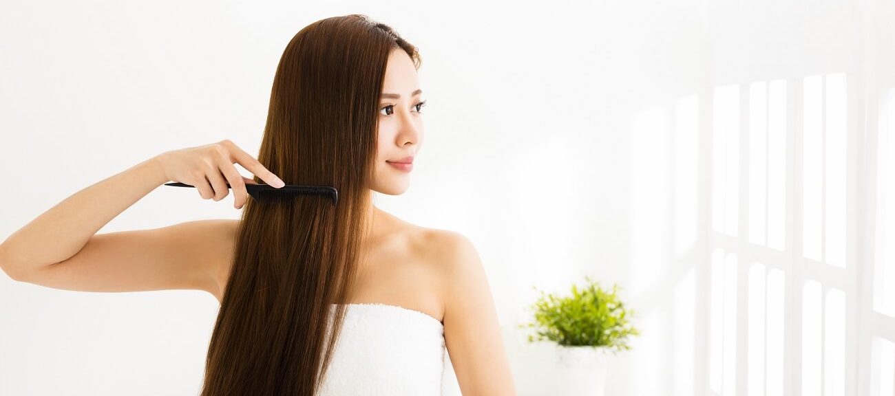 How Does Bhringraj Oil Work For Hair?