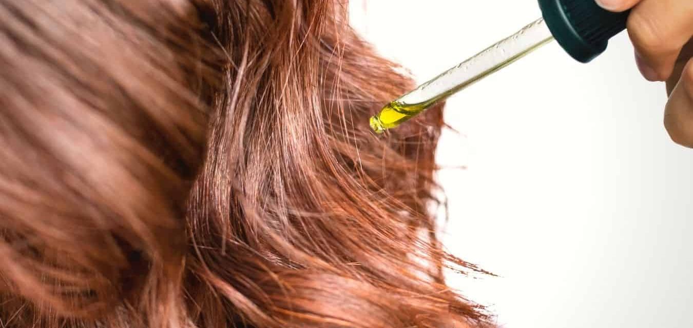 How To Use Jojoba Oil For Curly Hair?